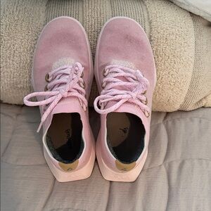 Allbirds Women's Soft Pink Lace-Up Sneakers